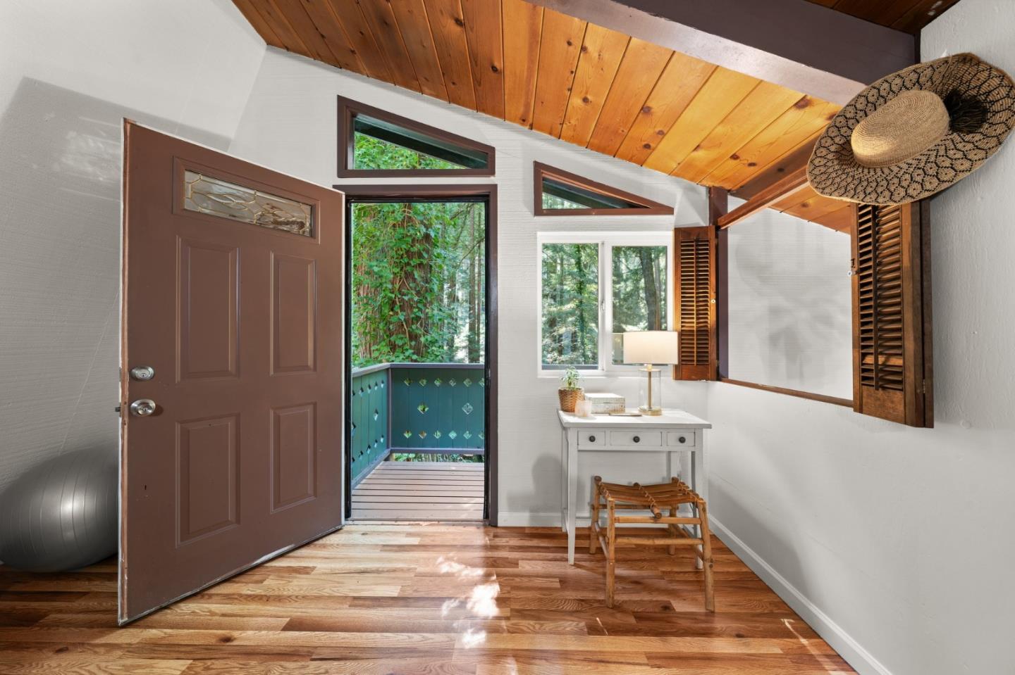 Detail Gallery Image 39 of 46 For 1666 Creek Dr, Felton,  CA 95018 - 4 Beds | 2/1 Baths