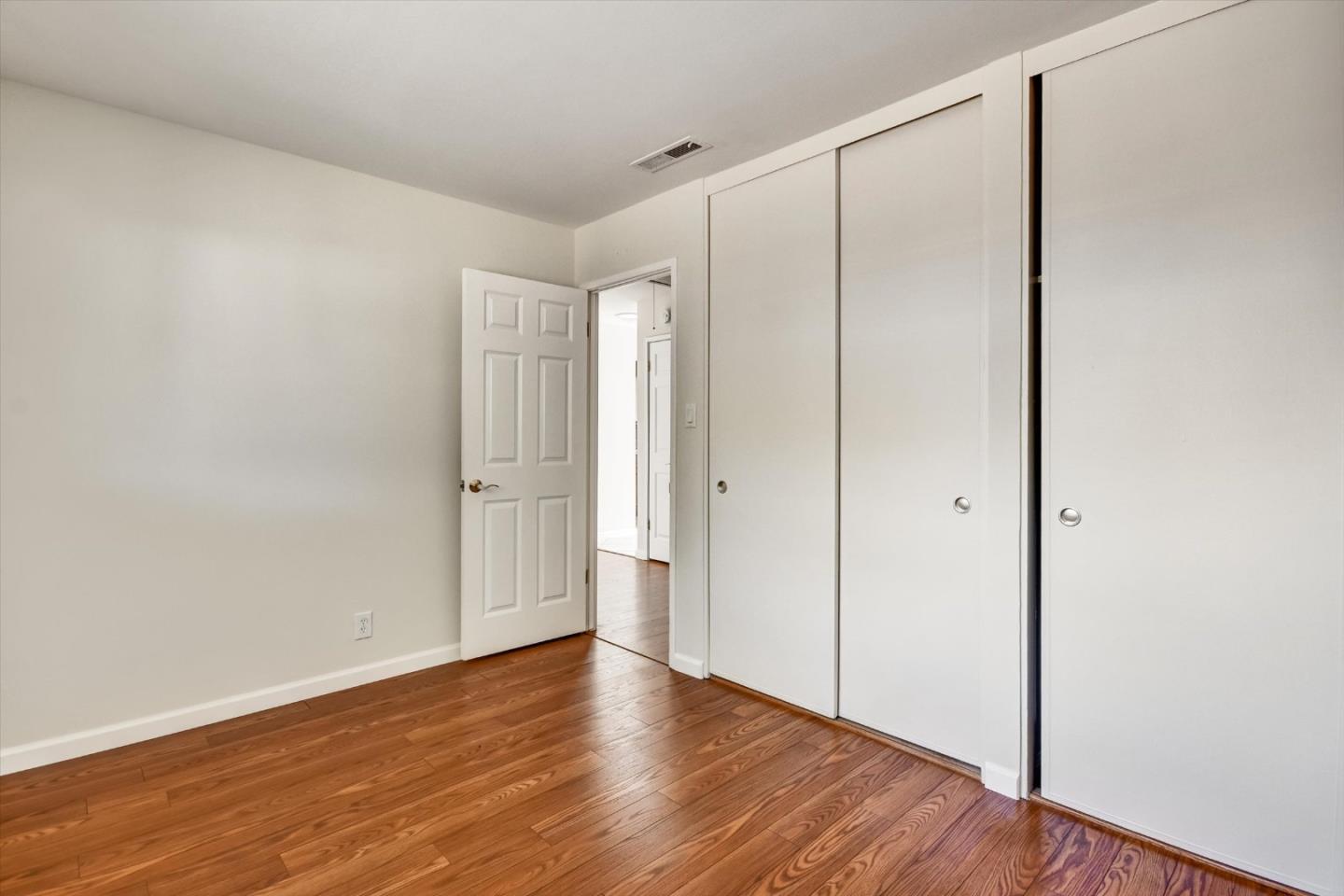 Detail Gallery Image 21 of 35 For 1543 Willowbrook Dr, San Jose,  CA 95118 - 4 Beds | 2/1 Baths