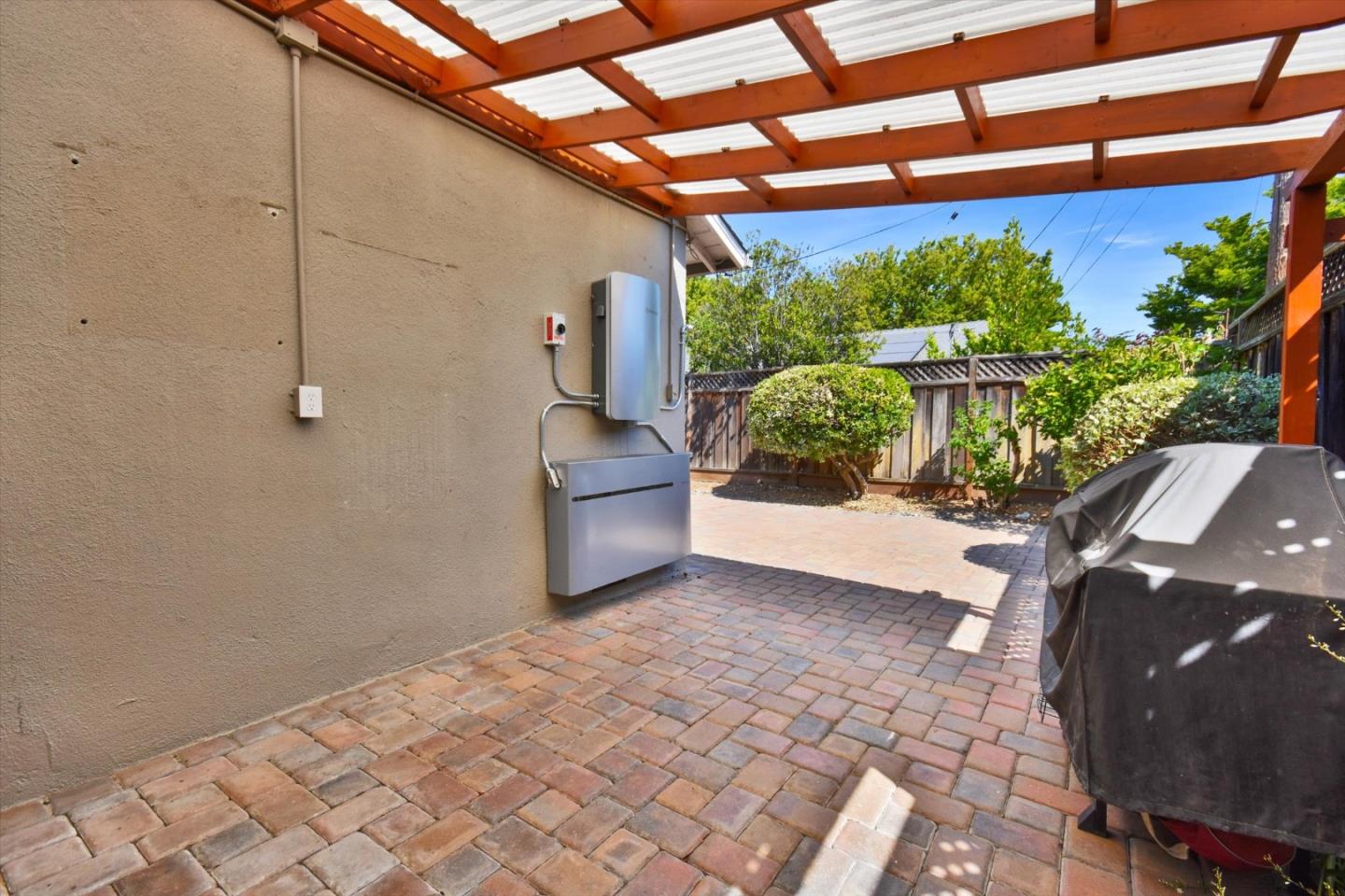 Detail Gallery Image 25 of 35 For 1543 Willowbrook Dr, San Jose,  CA 95118 - 4 Beds | 2/1 Baths