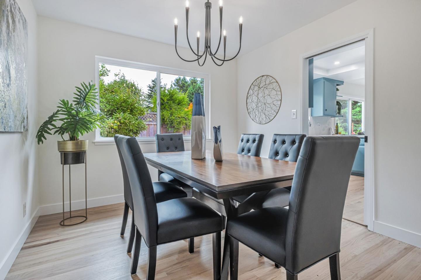 Detail Gallery Image 16 of 61 For 239 Segre Pl, Santa Cruz,  CA 95060 - 4 Beds | 3 Baths
