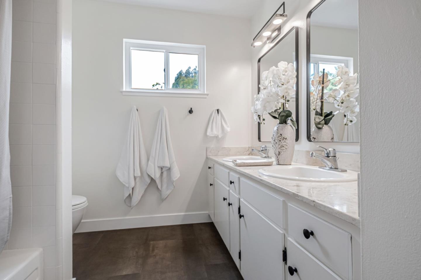 Detail Gallery Image 31 of 61 For 239 Segre Pl, Santa Cruz,  CA 95060 - 4 Beds | 3 Baths