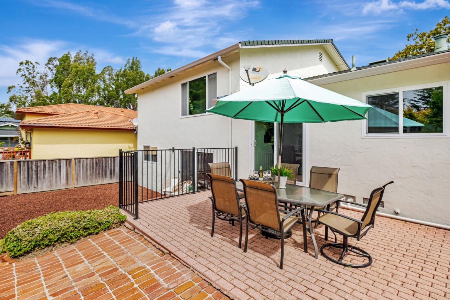 Detail Gallery Image 36 of 61 For 239 Segre Pl, Santa Cruz,  CA 95060 - 4 Beds | 3 Baths