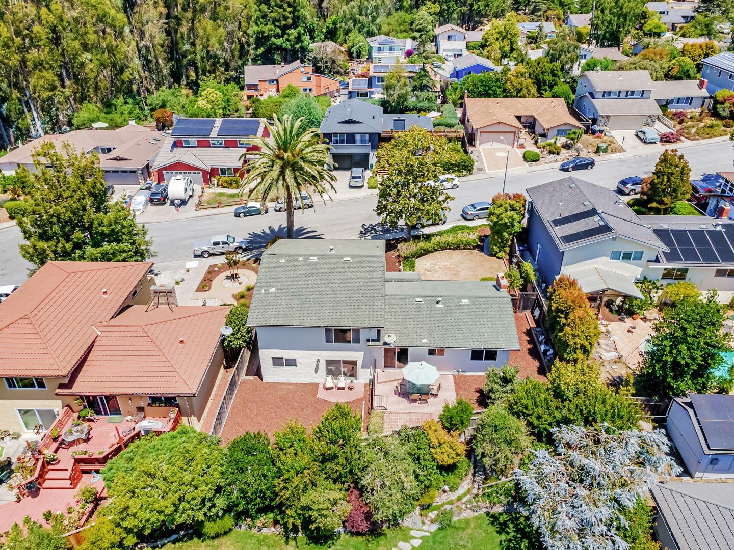 Detail Gallery Image 51 of 61 For 239 Segre Pl, Santa Cruz,  CA 95060 - 4 Beds | 3 Baths