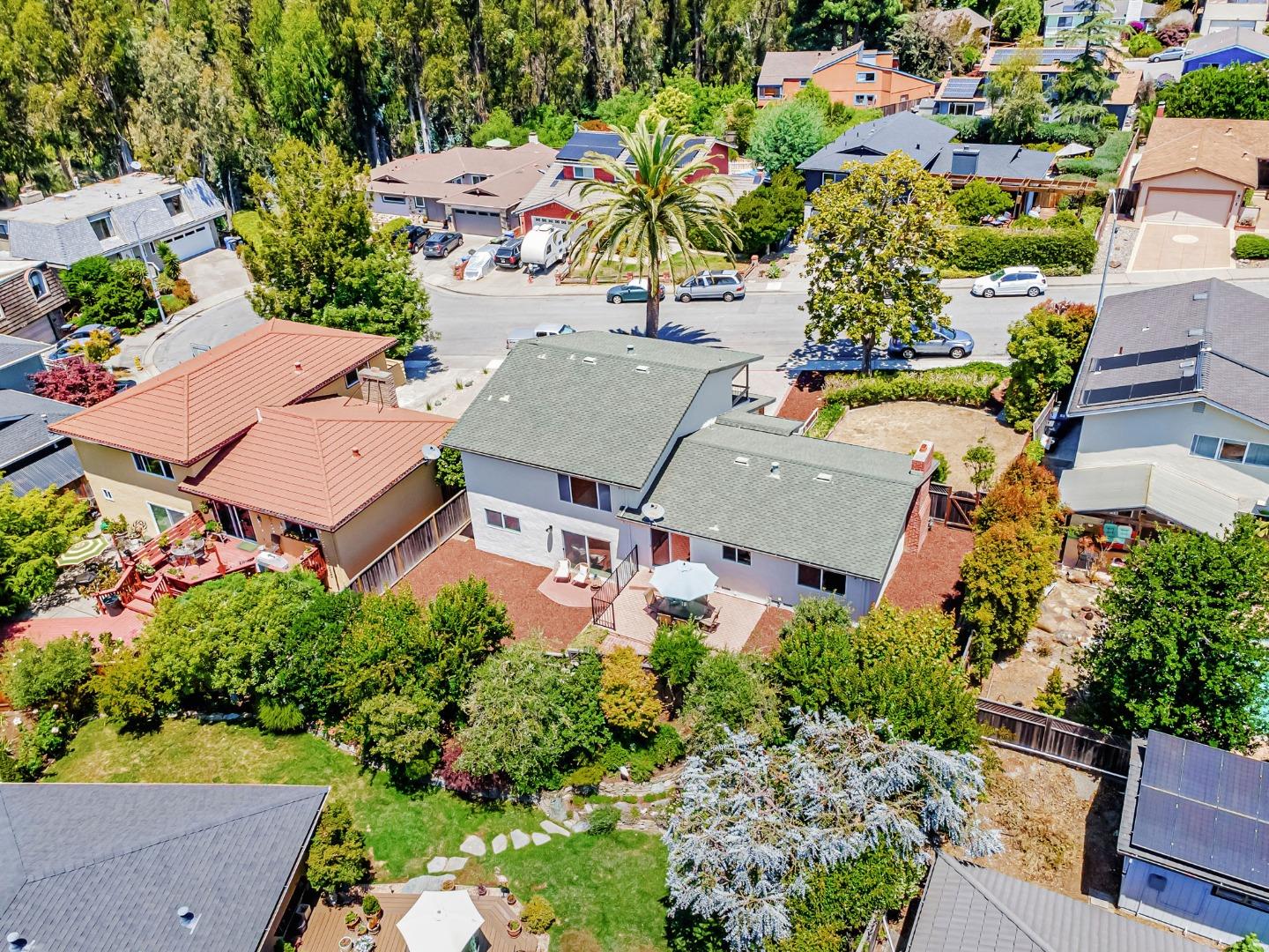 Detail Gallery Image 52 of 61 For 239 Segre Pl, Santa Cruz,  CA 95060 - 4 Beds | 3 Baths