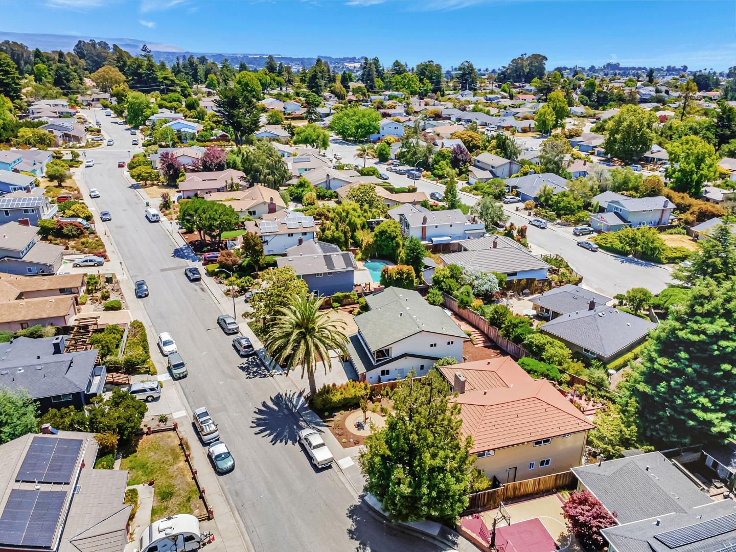 Detail Gallery Image 57 of 61 For 239 Segre Pl, Santa Cruz,  CA 95060 - 4 Beds | 3 Baths