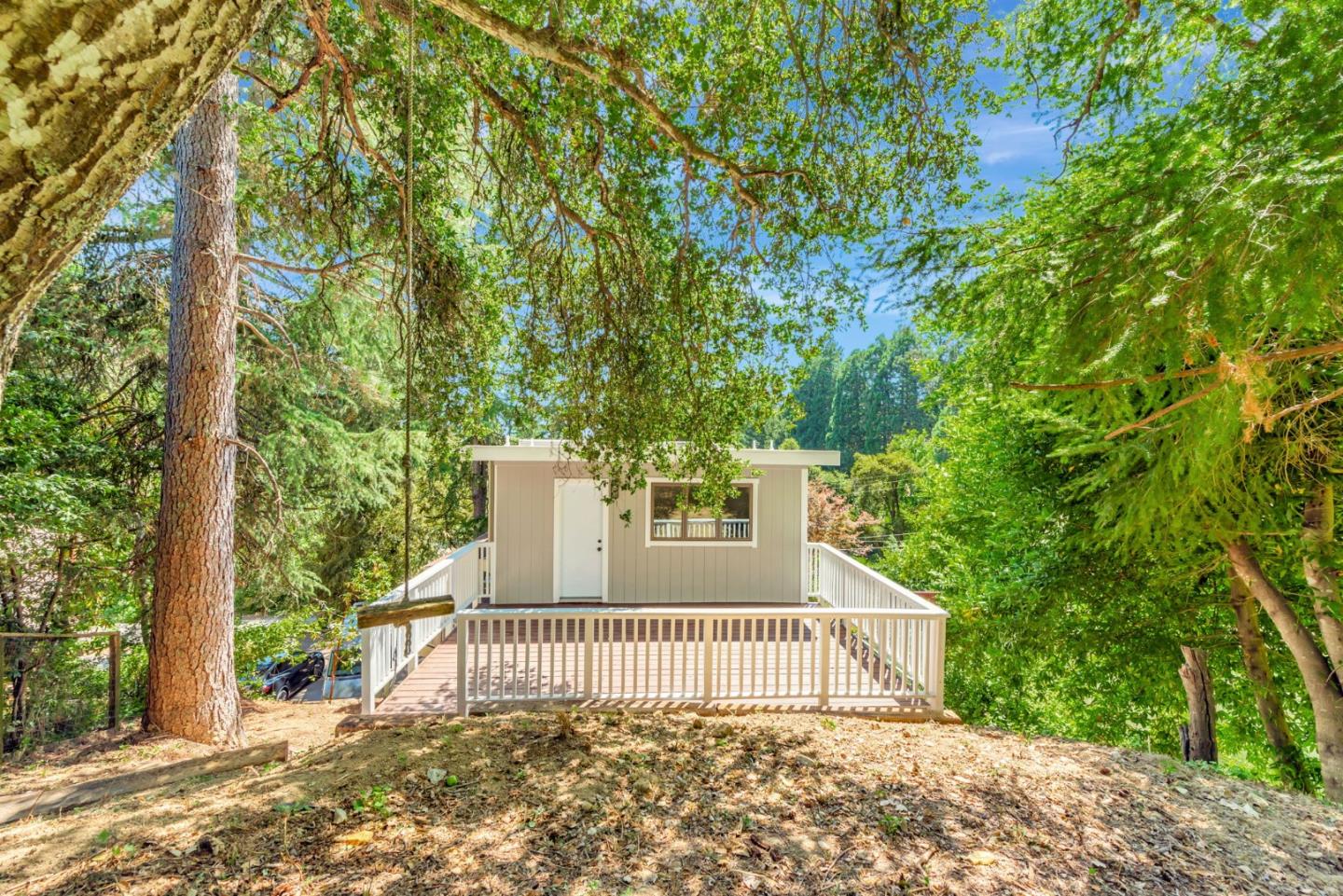 Detail Gallery Image 27 of 36 For 21683 Summit Rd, Los Gatos,  CA 95033 - 2 Beds | 1 Baths