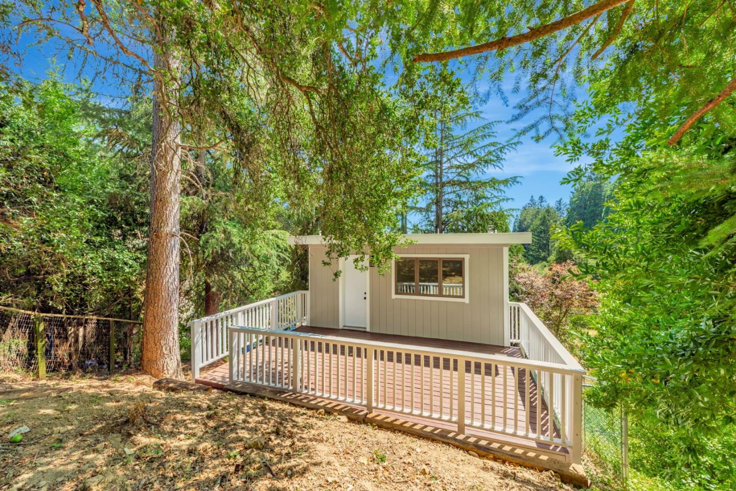 Detail Gallery Image 28 of 36 For 21683 Summit Rd, Los Gatos,  CA 95033 - 2 Beds | 1 Baths