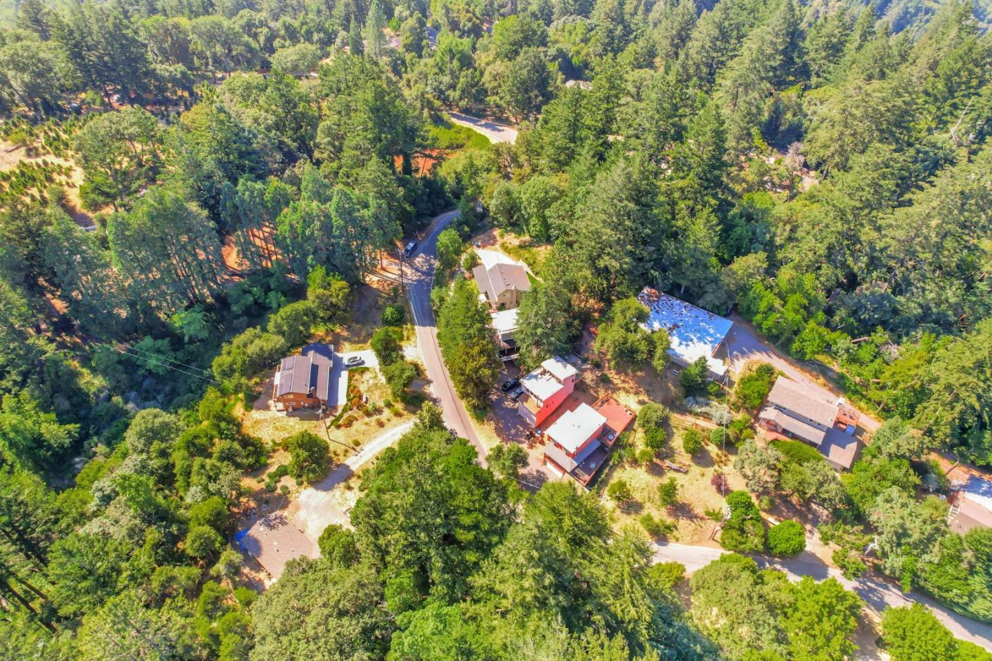 Detail Gallery Image 31 of 36 For 21683 Summit Rd, Los Gatos,  CA 95033 - 2 Beds | 1 Baths