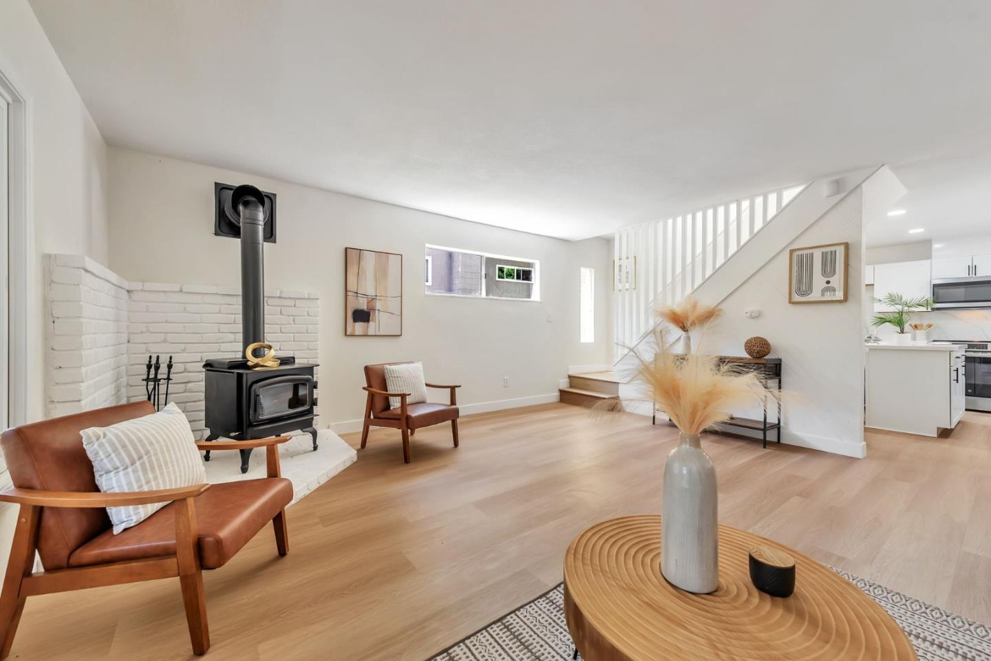 Detail Gallery Image 6 of 36 For 21683 Summit Rd, Los Gatos,  CA 95033 - 2 Beds | 1 Baths