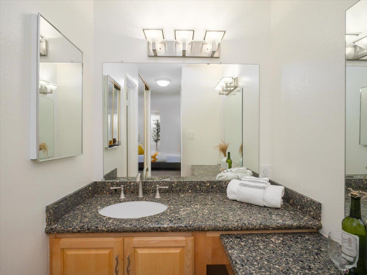 Detail Gallery Image 10 of 25 For 1171 Compass Ln #203,  Foster City,  CA 94404 - 2 Beds | 2 Baths