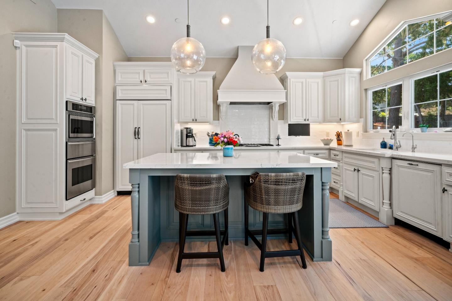 Detail Gallery Image 4 of 49 For 2823 Congress Rd, Pebble Beach,  CA 93953 - 4 Beds | 3/1 Baths