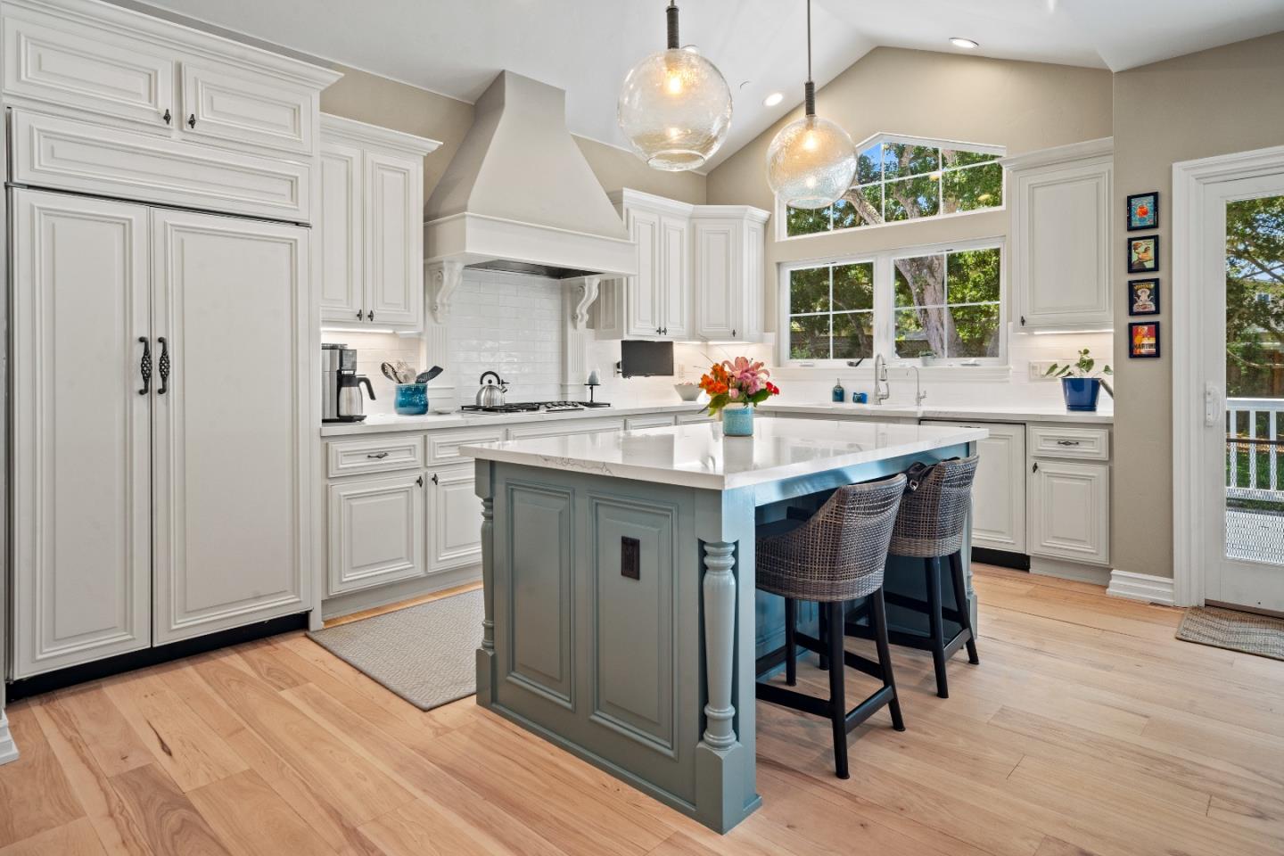 Detail Gallery Image 5 of 49 For 2823 Congress Rd, Pebble Beach,  CA 93953 - 4 Beds | 3/1 Baths