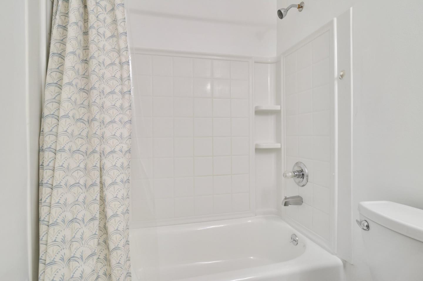 Detail Gallery Image 13 of 23 For 139 Piccadilly Pl #G,  San Bruno,  CA 94066 - 1 Beds | 1 Baths
