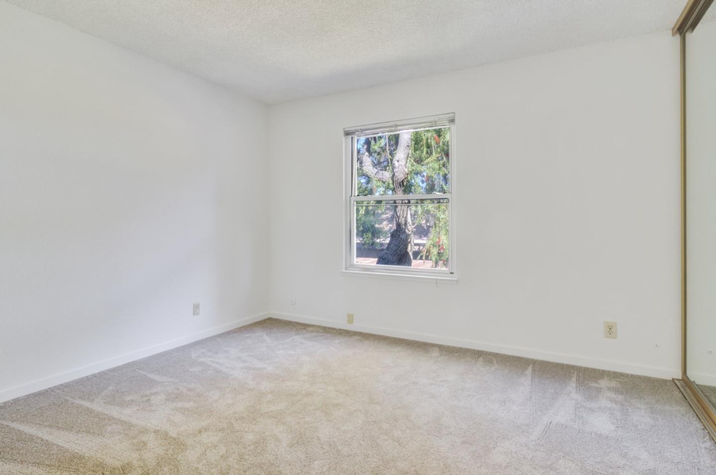 Detail Gallery Image 14 of 23 For 139 Piccadilly Pl #G,  San Bruno,  CA 94066 - 1 Beds | 1 Baths
