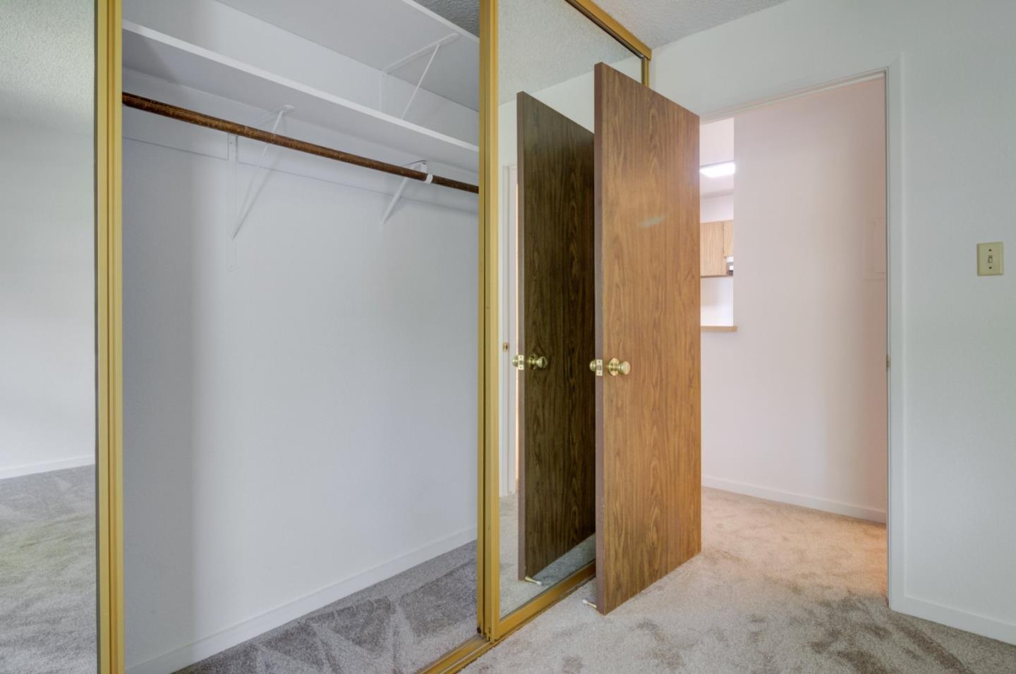Detail Gallery Image 17 of 23 For 139 Piccadilly Pl #G,  San Bruno,  CA 94066 - 1 Beds | 1 Baths