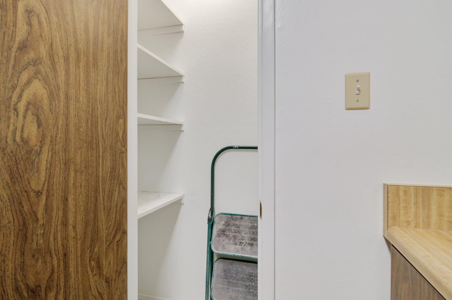 Detail Gallery Image 7 of 23 For 139 Piccadilly Pl #G,  San Bruno,  CA 94066 - 1 Beds | 1 Baths