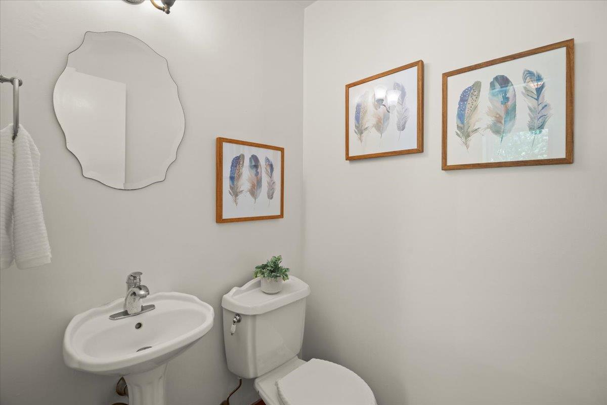 Detail Gallery Image 12 of 23 For 2650 Kentworth Way, Santa Clara,  CA 95051 - 3 Beds | 2/1 Baths