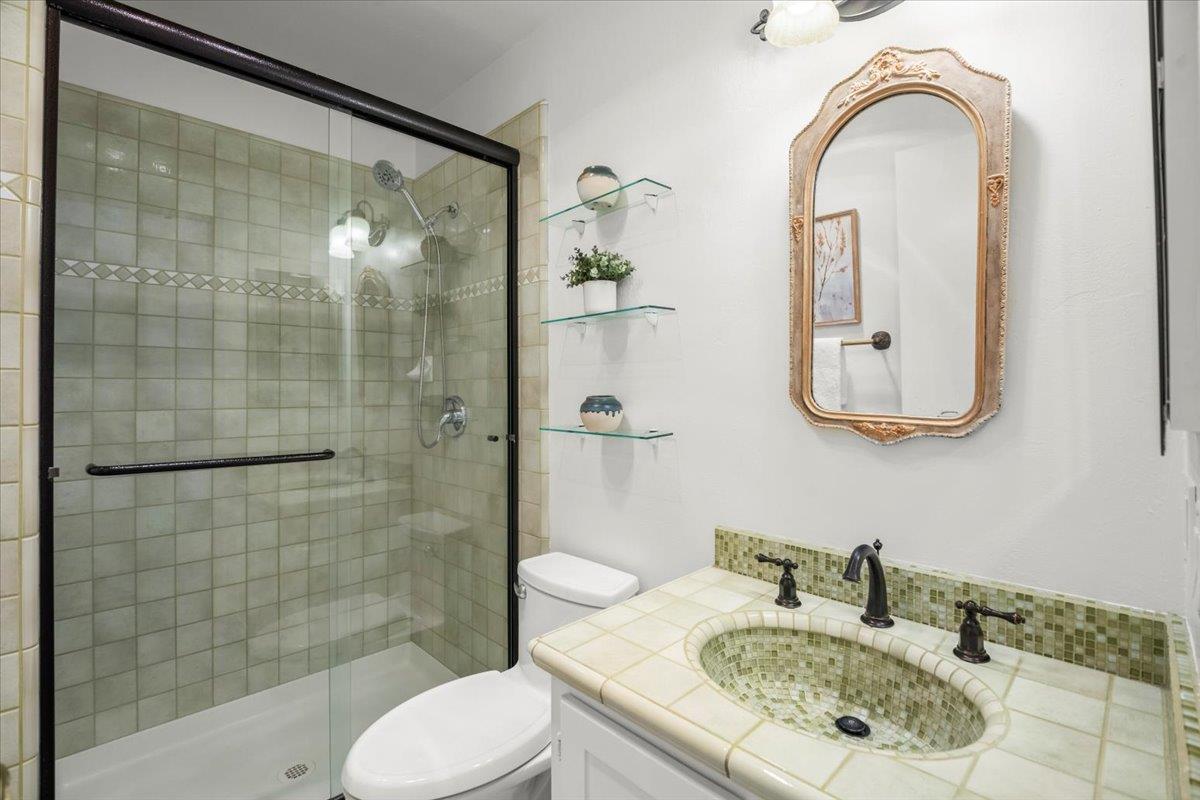 Detail Gallery Image 16 of 23 For 2650 Kentworth Way, Santa Clara,  CA 95051 - 3 Beds | 2/1 Baths