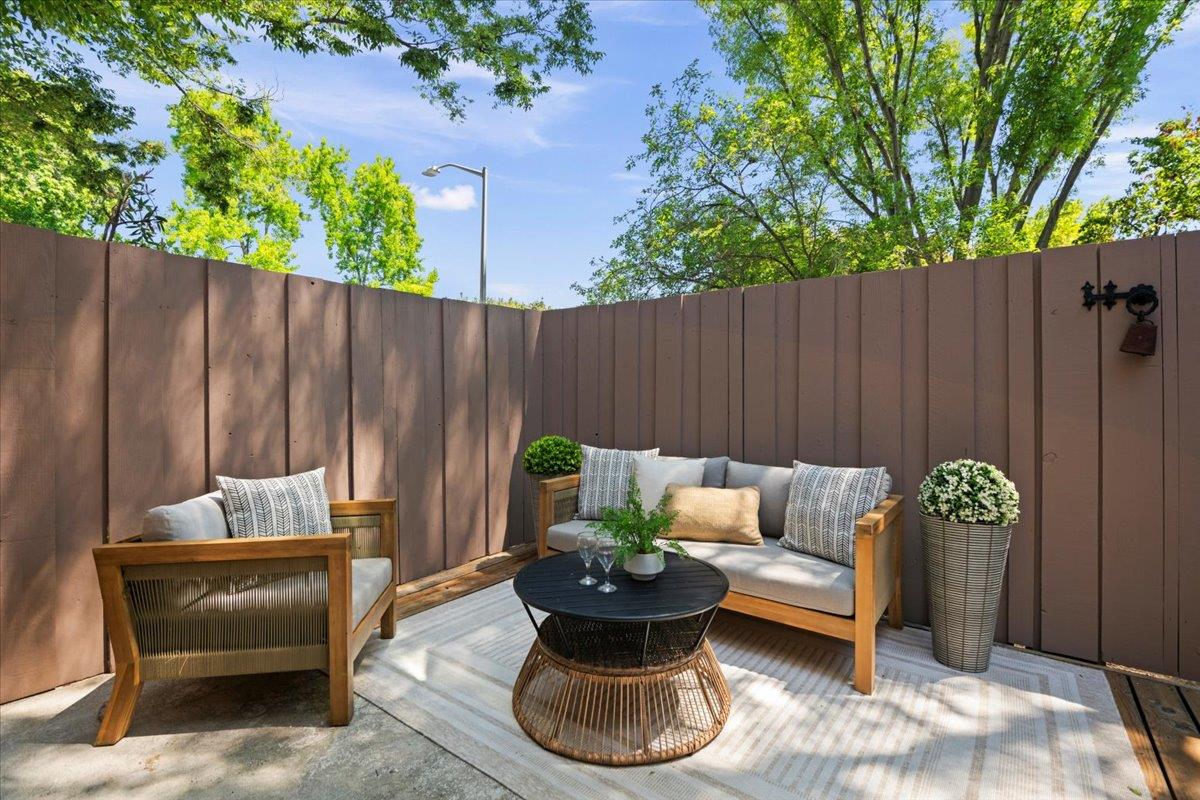 Detail Gallery Image 22 of 23 For 2650 Kentworth Way, Santa Clara,  CA 95051 - 3 Beds | 2/1 Baths