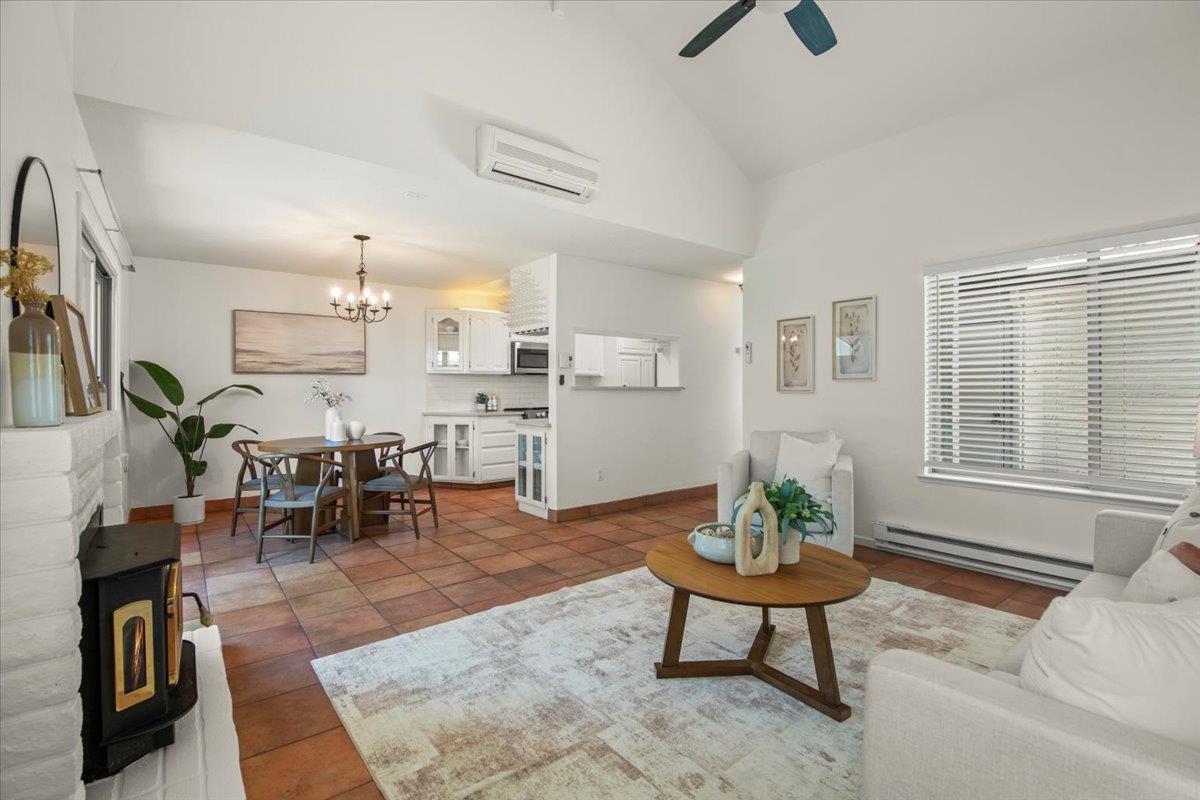 Detail Gallery Image 4 of 23 For 2650 Kentworth Way, Santa Clara,  CA 95051 - 3 Beds | 2/1 Baths