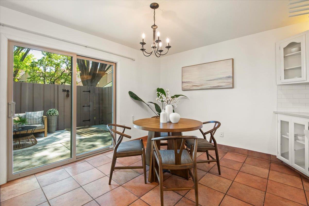 Detail Gallery Image 6 of 23 For 2650 Kentworth Way, Santa Clara,  CA 95051 - 3 Beds | 2/1 Baths