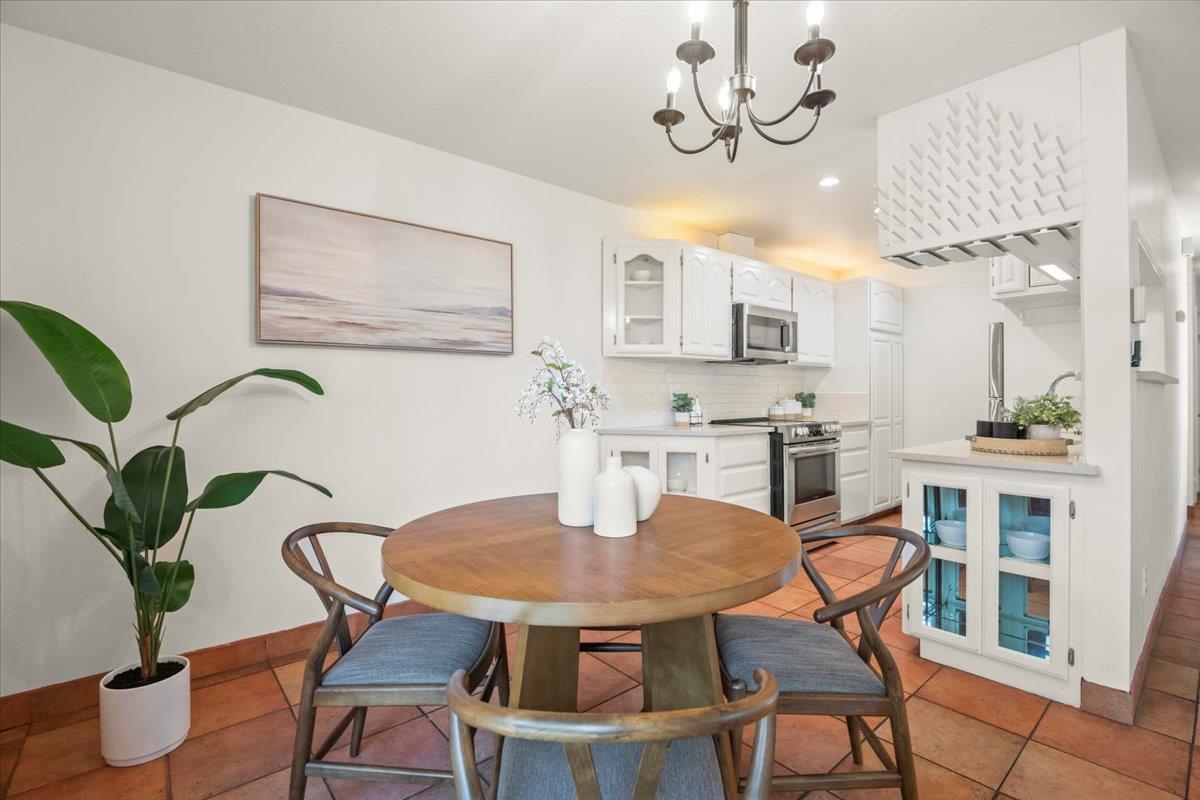 Detail Gallery Image 7 of 23 For 2650 Kentworth Way, Santa Clara,  CA 95051 - 3 Beds | 2/1 Baths