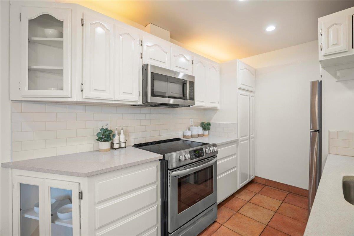 Detail Gallery Image 9 of 23 For 2650 Kentworth Way, Santa Clara,  CA 95051 - 3 Beds | 2/1 Baths