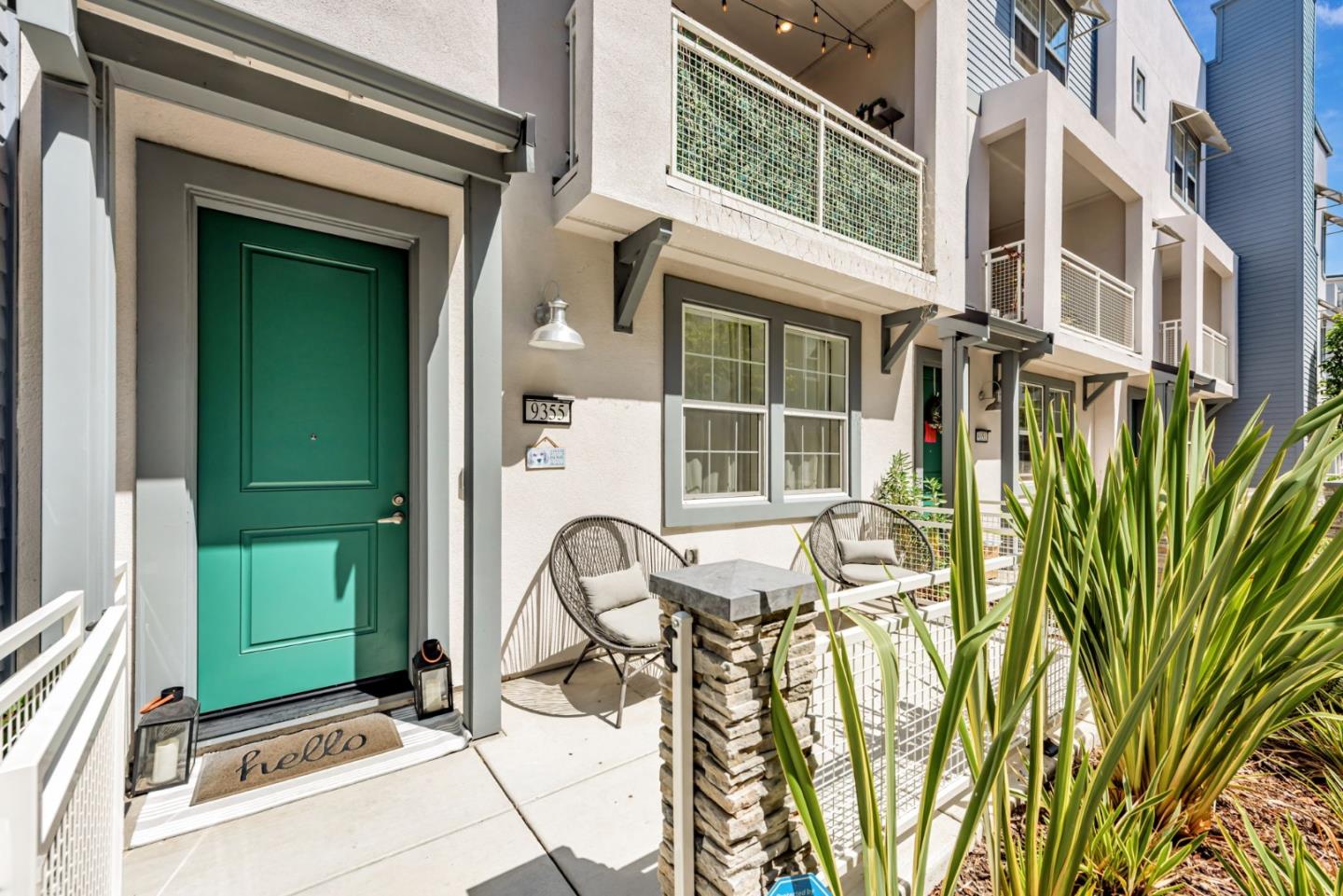 Detail Gallery Image 3 of 39 For 9355 Ocean Park Way, Newark,  CA 94560 - 4 Beds | 3/1 Baths