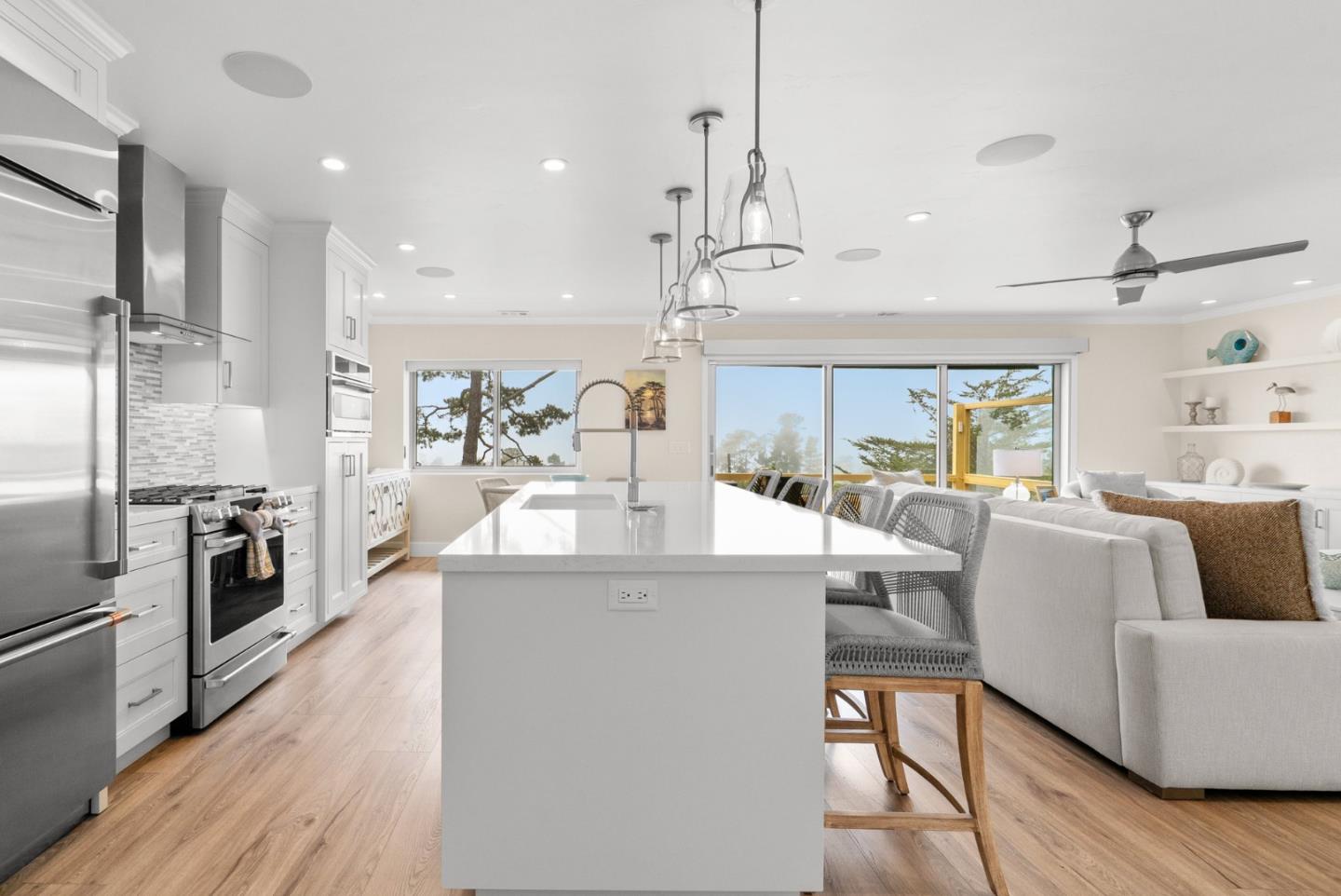 Detail Gallery Image 11 of 36 For 0 Sw Corner Mission & 3rd #B3,  Carmel,  CA 93921 - 1 Beds | 1/1 Baths