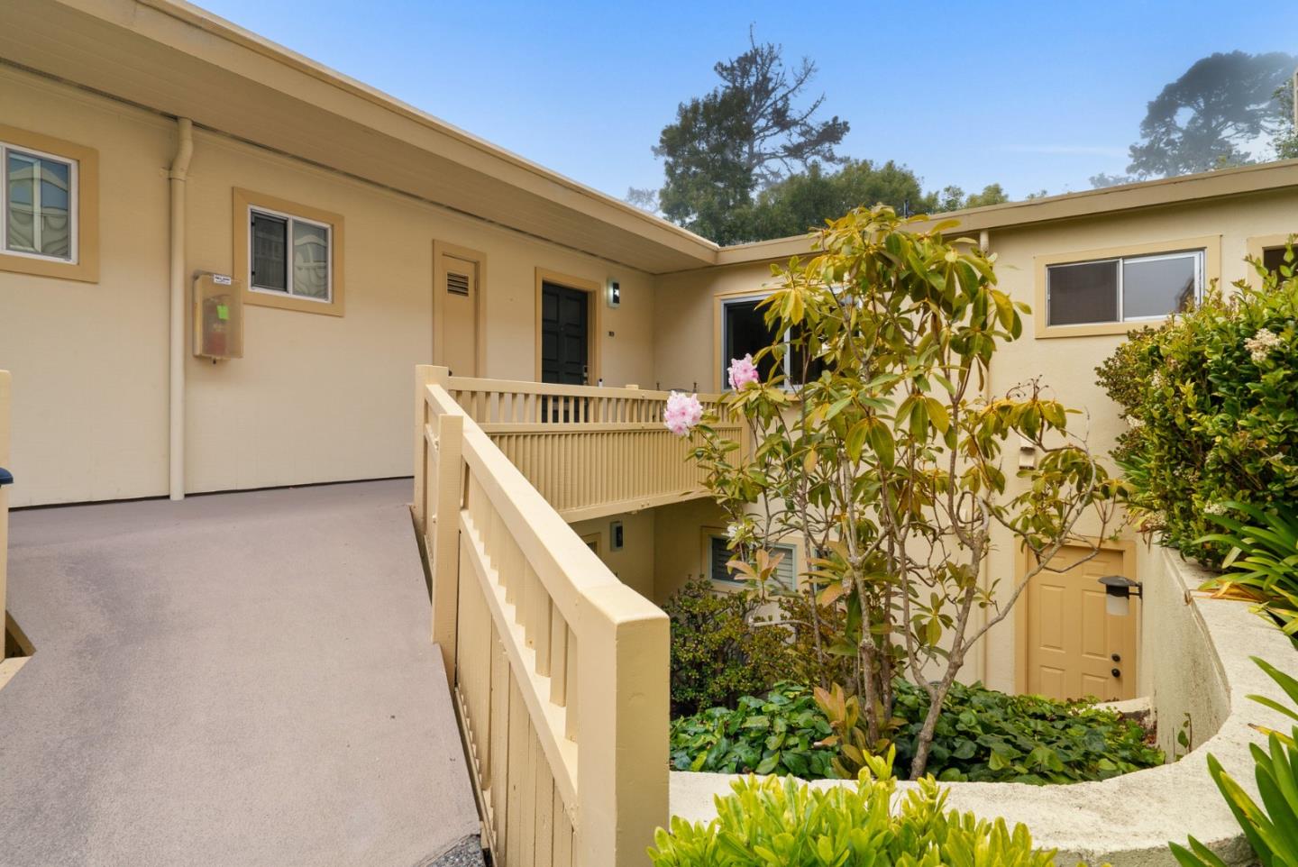 Detail Gallery Image 34 of 36 For 0 Sw Corner Mission & 3rd #B3,  Carmel,  CA 93921 - 1 Beds | 1/1 Baths