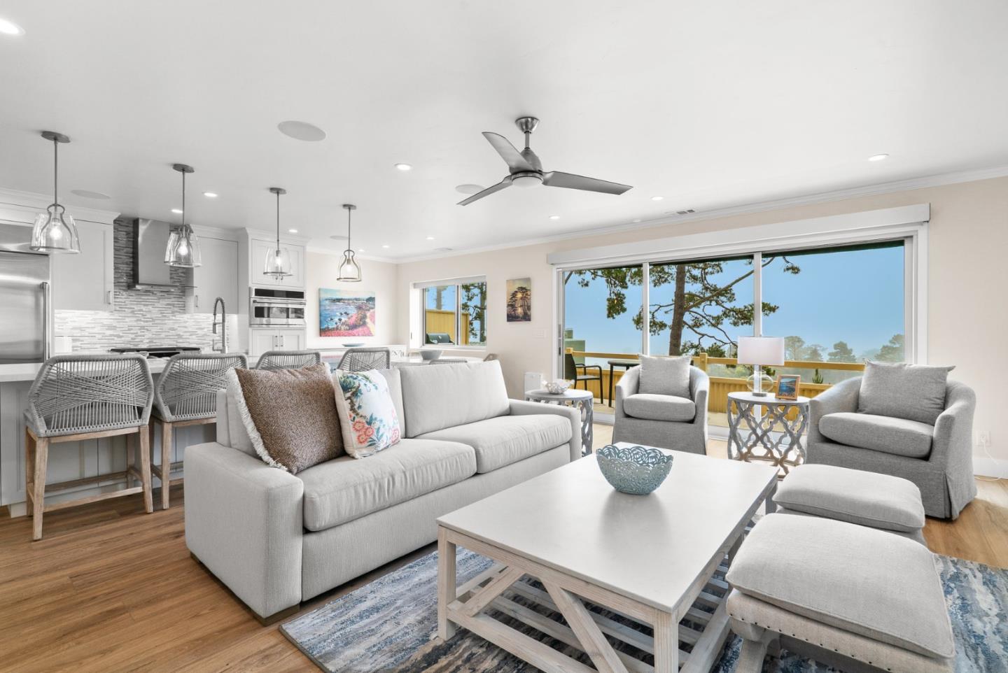 Detail Gallery Image 6 of 36 For 0 Sw Corner Mission & 3rd #B3,  Carmel,  CA 93921 - 1 Beds | 1/1 Baths