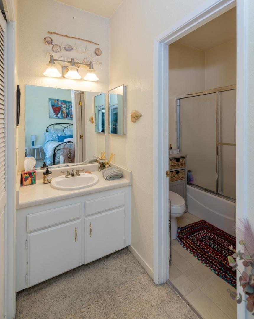 Detail Gallery Image 16 of 25 For 260 Rio Del Mar Blvd #8,  Aptos,  CA 95003 - 3 Beds | 2 Baths