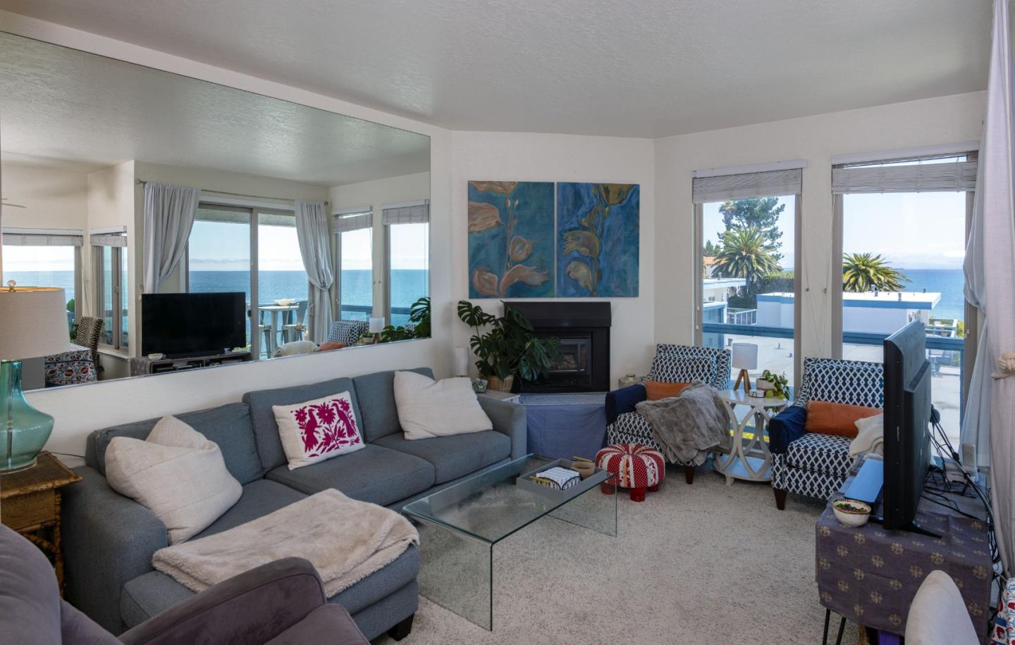 Detail Gallery Image 4 of 25 For 260 Rio Del Mar Blvd #8,  Aptos,  CA 95003 - 3 Beds | 2 Baths