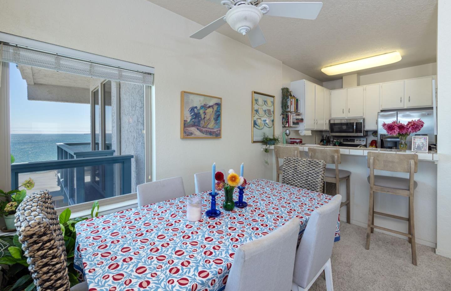 Detail Gallery Image 7 of 25 For 260 Rio Del Mar Blvd #8,  Aptos,  CA 95003 - 3 Beds | 2 Baths