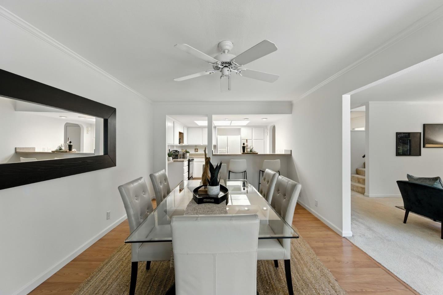 Detail Gallery Image 10 of 34 For 317 Northumberland Ave, Redwood City,  CA 94061 - 3 Beds | 2/1 Baths