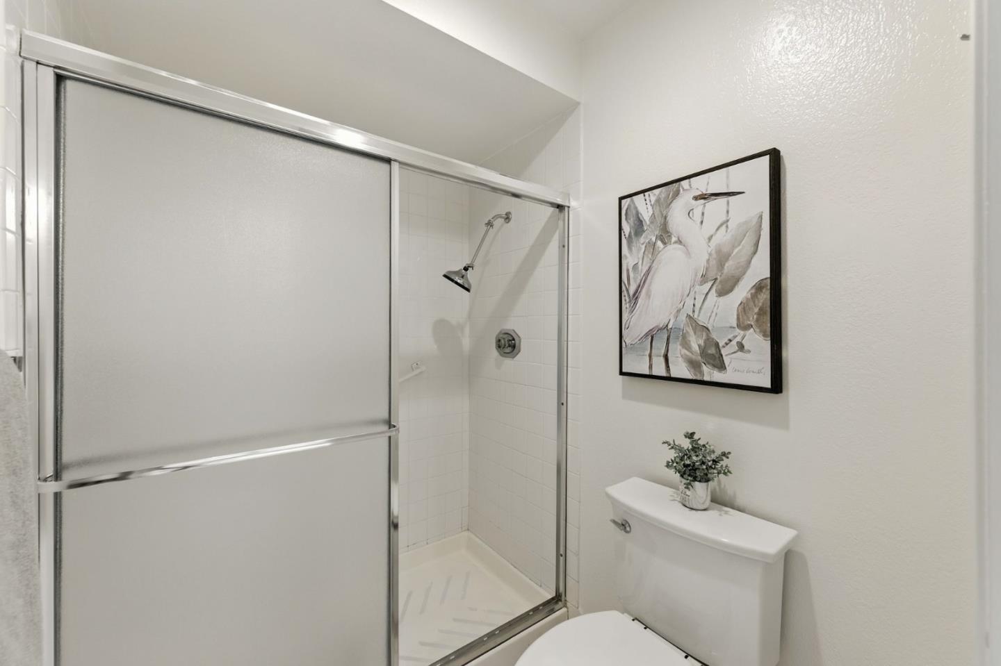 Detail Gallery Image 28 of 34 For 317 Northumberland Ave, Redwood City,  CA 94061 - 3 Beds | 2/1 Baths
