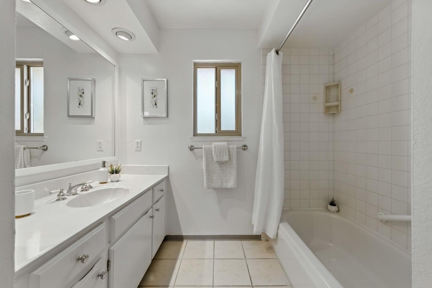 Detail Gallery Image 30 of 34 For 317 Northumberland Ave, Redwood City,  CA 94061 - 3 Beds | 2/1 Baths