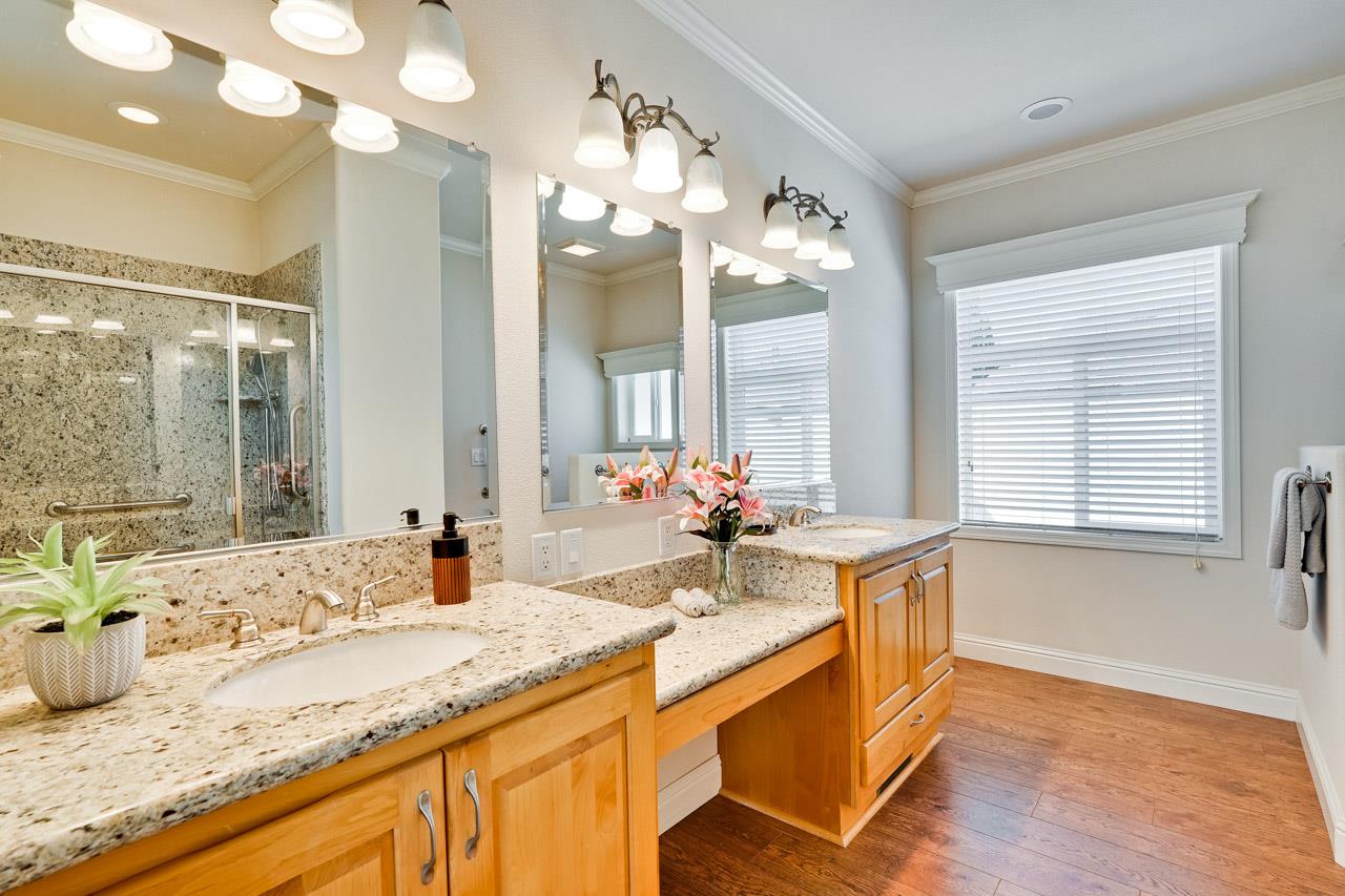 Detail Gallery Image 25 of 58 For 1225 Vienna Dr #243,  Sunnyvale,  CA 94089 - 3 Beds | 2 Baths