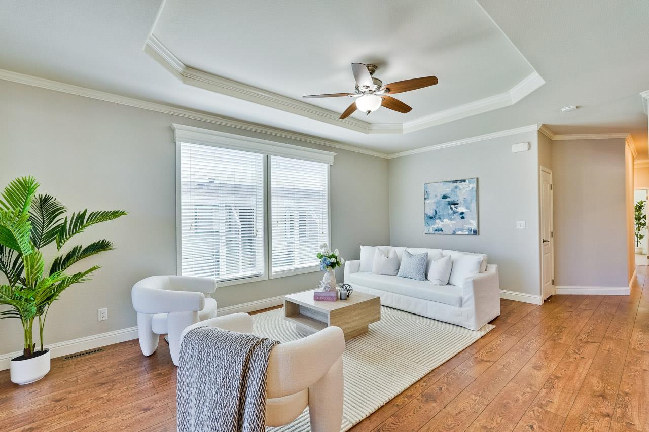 Detail Gallery Image 4 of 58 For 1225 Vienna Dr #243,  Sunnyvale,  CA 94089 - 3 Beds | 2 Baths