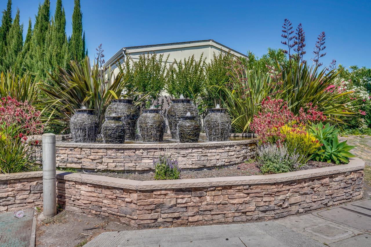 Detail Gallery Image 46 of 58 For 1225 Vienna Dr #243,  Sunnyvale,  CA 94089 - 3 Beds | 2 Baths