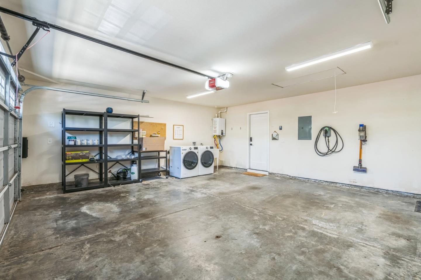 Detail Gallery Image 23 of 36 For 61 Galleon Way, Pittsburg,  CA 94565 - 3 Beds | 2 Baths