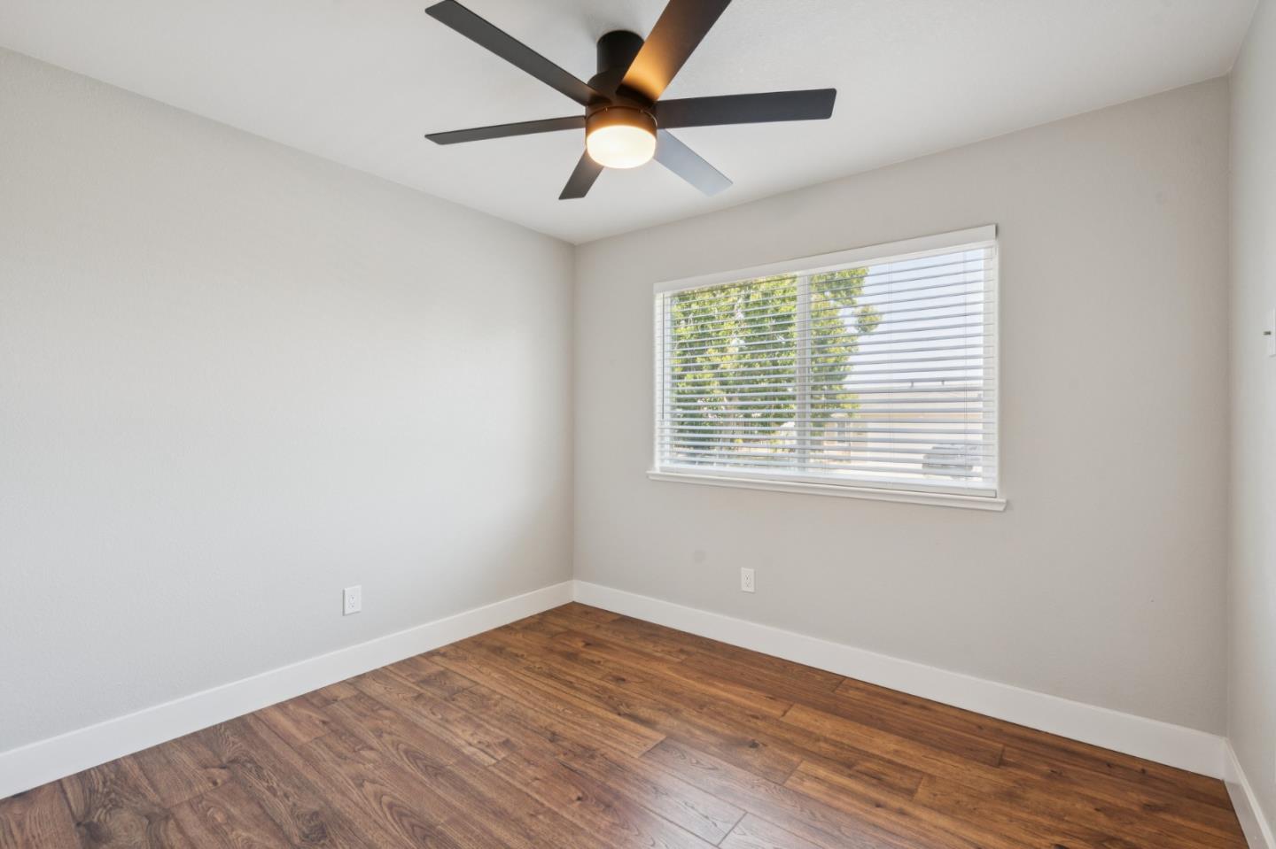 Detail Gallery Image 27 of 36 For 61 Galleon Way, Pittsburg,  CA 94565 - 3 Beds | 2 Baths