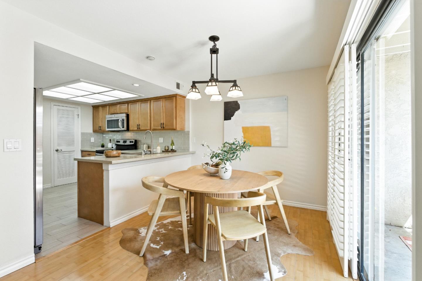 Detail Gallery Image 9 of 37 For 5365 Port Sailwood Dr, Newark,  CA 94560 - 3 Beds | 2/1 Baths