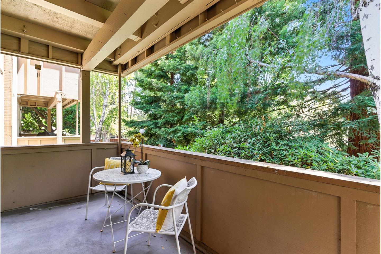 Detail Gallery Image 12 of 38 For 2454 W Bayshore Rd #7,  Palo Alto,  CA 94303 - 2 Beds | 1 Baths