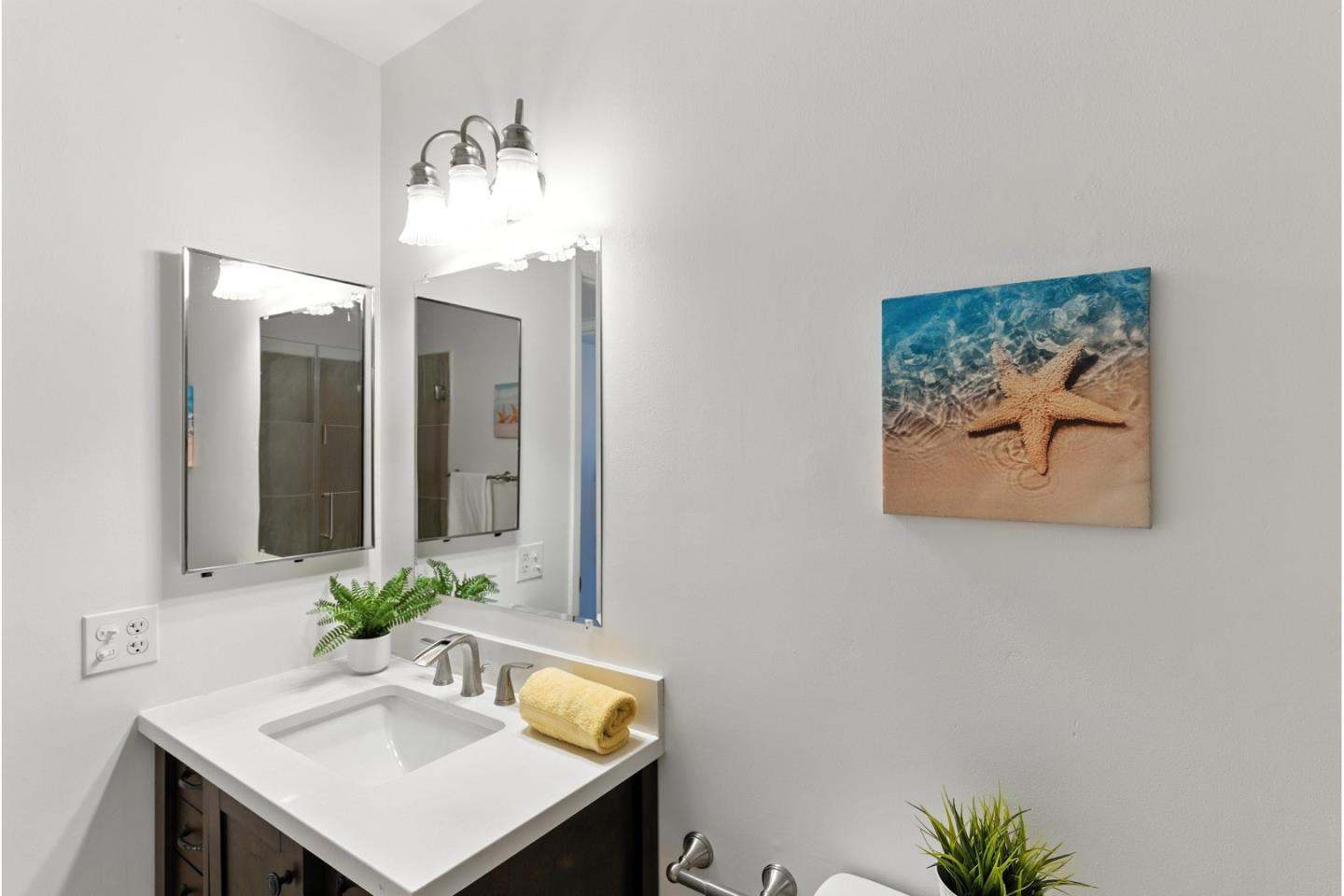 Detail Gallery Image 29 of 38 For 2454 W Bayshore Rd #7,  Palo Alto,  CA 94303 - 2 Beds | 1 Baths