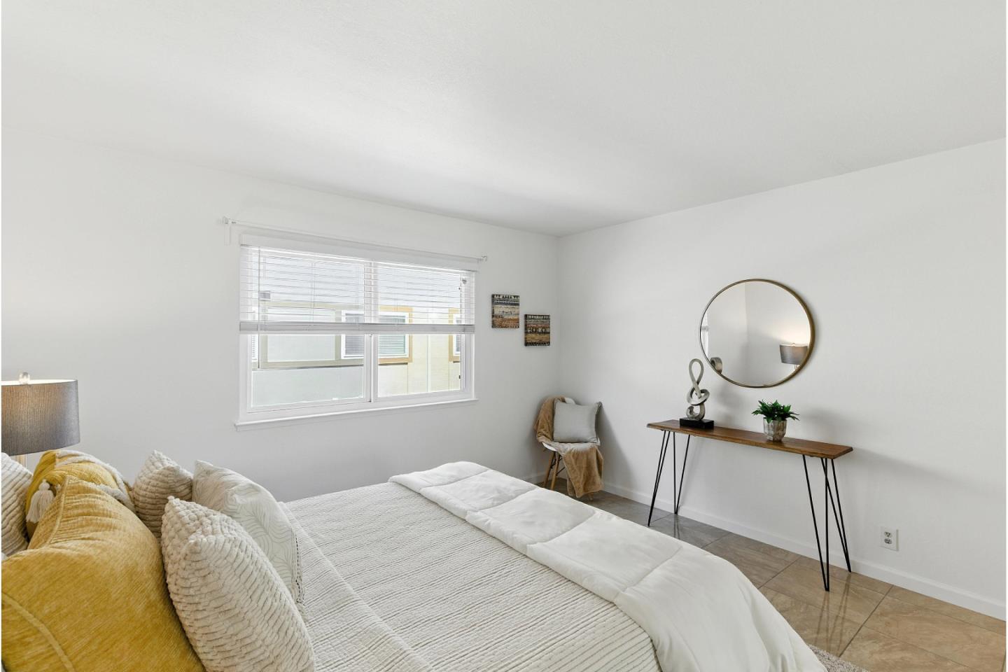 Detail Gallery Image 31 of 38 For 2454 W Bayshore Rd #7,  Palo Alto,  CA 94303 - 2 Beds | 1 Baths