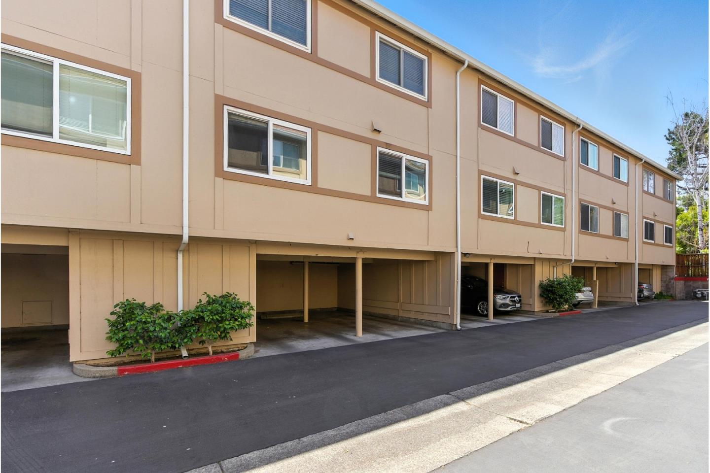 Detail Gallery Image 36 of 38 For 2454 W Bayshore Rd #7,  Palo Alto,  CA 94303 - 2 Beds | 1 Baths