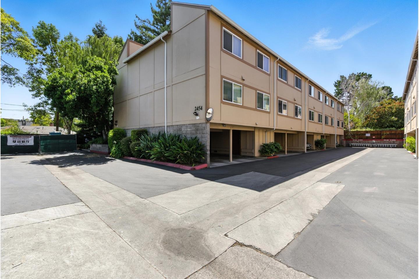 Detail Gallery Image 38 of 38 For 2454 W Bayshore Rd #7,  Palo Alto,  CA 94303 - 2 Beds | 1 Baths