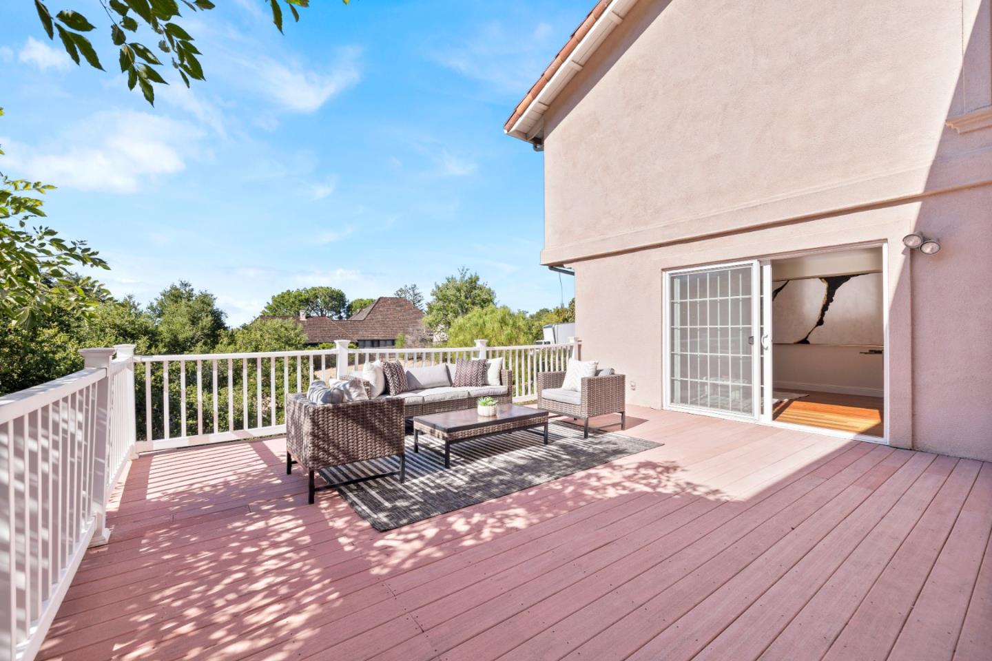 Detail Gallery Image 33 of 39 For 11650 Dawson Dr, Los Altos Hills,  CA 94024 - 5 Beds | 3/1 Baths
