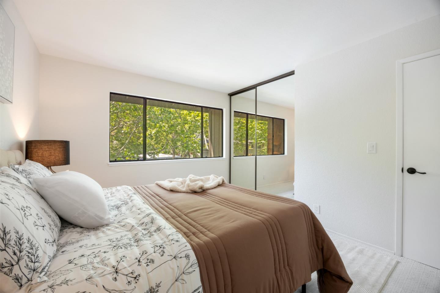 Detail Gallery Image 9 of 20 For 1309 La Terrace Cir, San Jose,  CA 95123 - 1 Beds | 1 Baths